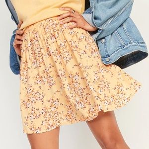 Old Navy pink and yellow floral flutter skirt size medium